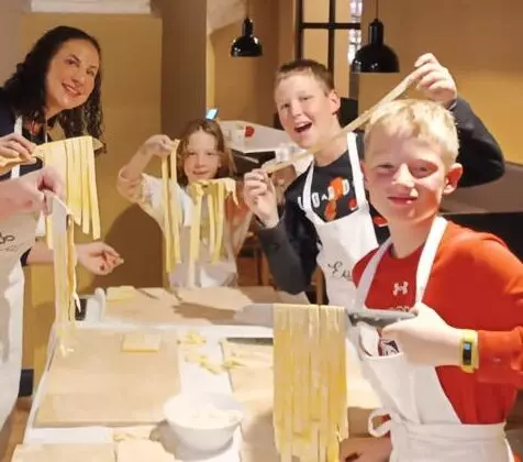 Tiramisu and fresh pasta workshop in Rome